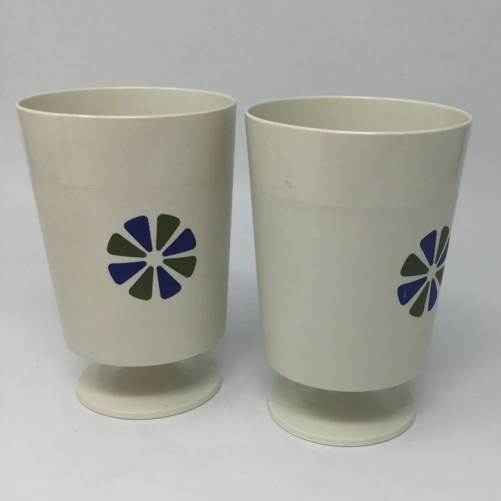 David Douglas MidCentury Plastic Cups 4